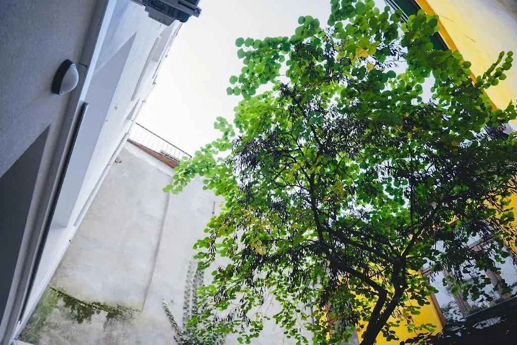 Loft In Antwerp City Centre ベルギー